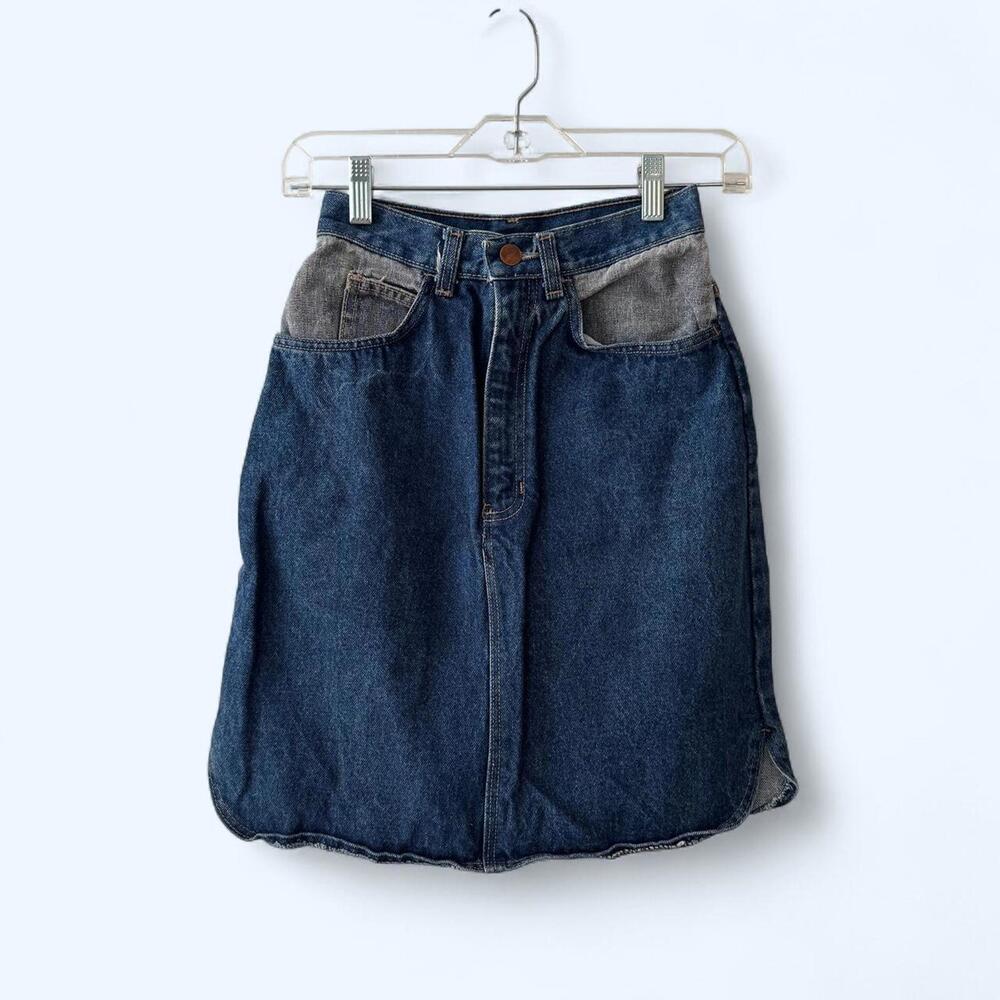 Vintage two toned blue denim mini skirt